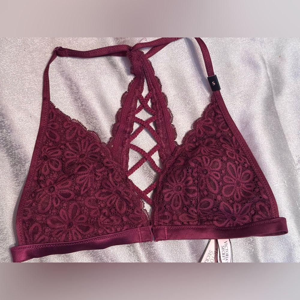 NWT Victoria's Secret Red Lace Bralette - S